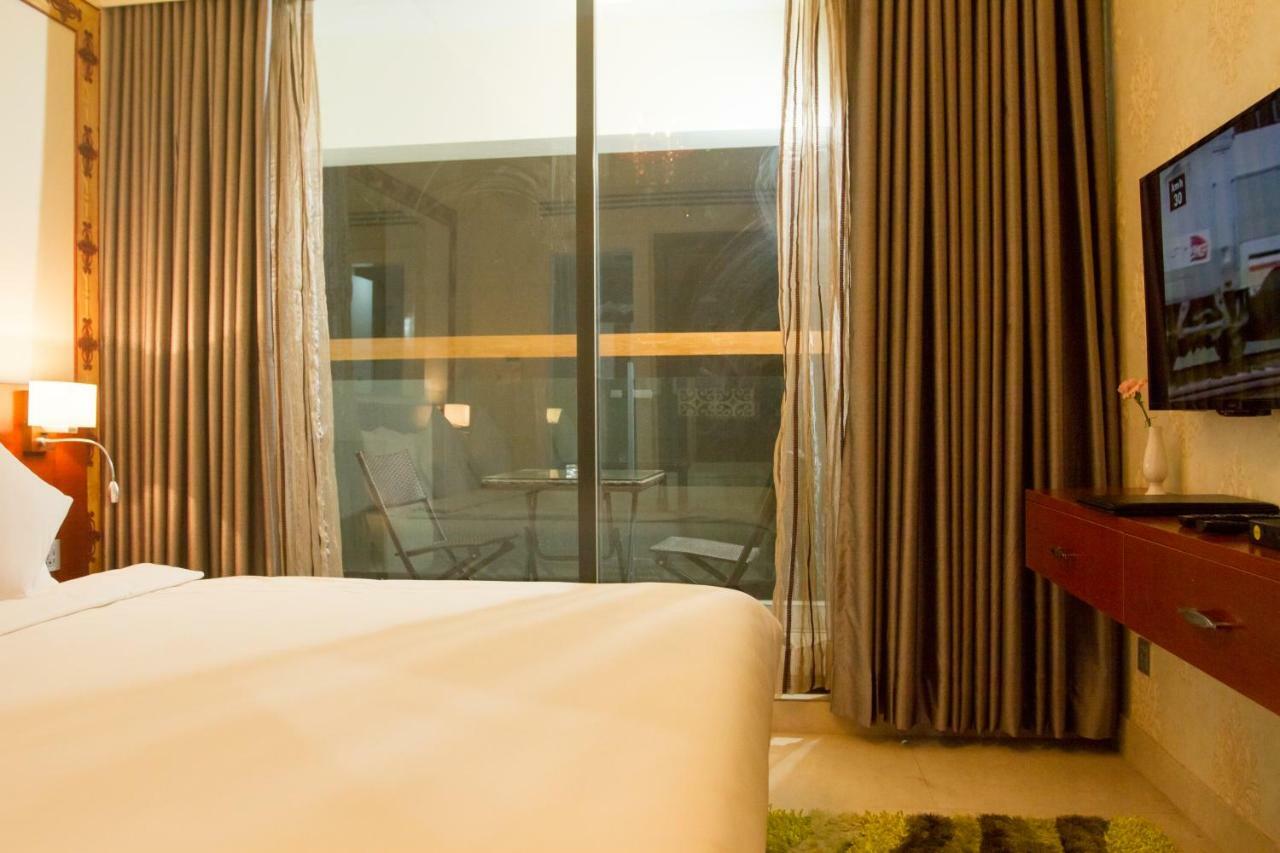 Coventina Lake Suites Dhaka Zewnętrze zdjęcie